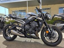 2023 Triumph Street Triple R 765 $14490