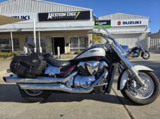 2010 Suzuki Boulevard VLR1800 $8990